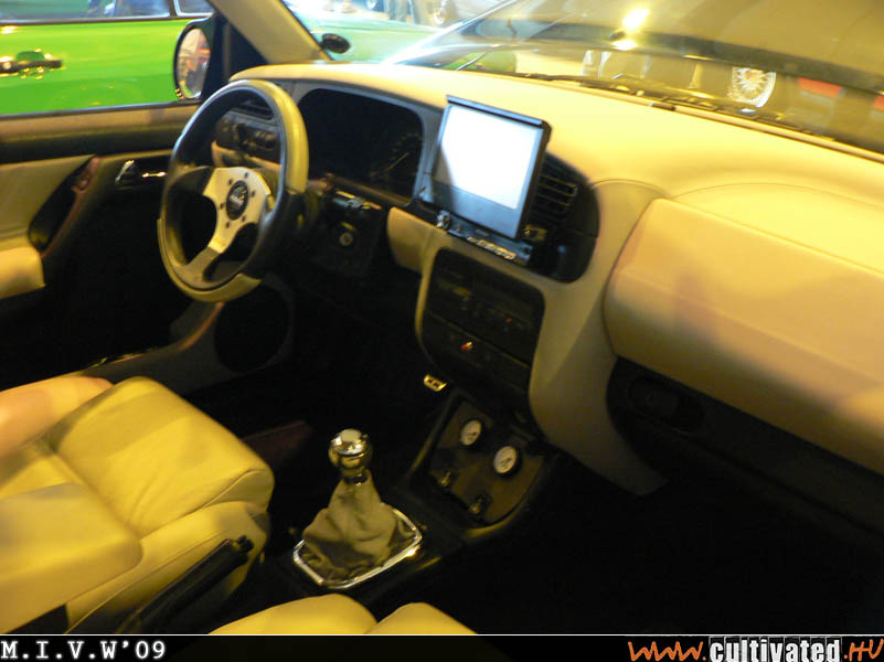 mivw09_045